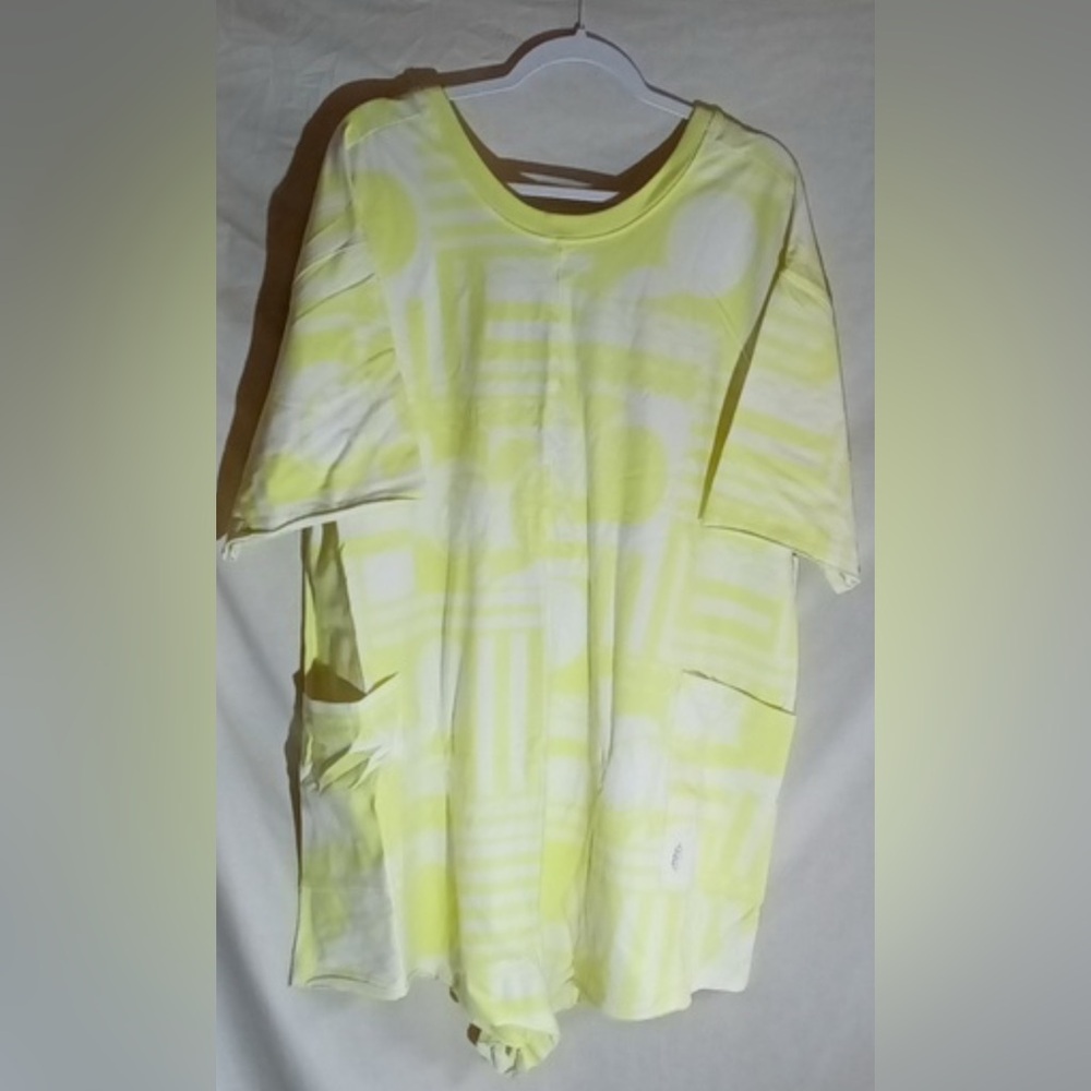 ONE DAY SALE Free People Movement NWT Hot Shot Printed Tee Romper, Sunday Zest - Picture 4 of 4